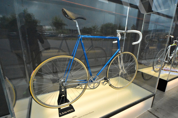 高品質バイクの生産拠点 コブレンツのキャニオン本社 高品質バイクの生産拠点 コブレンツのキャニオン本社